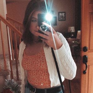 Meet your Posher, Avery